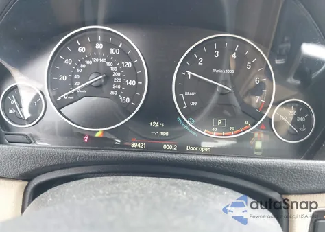 2015 BMW 328I xDrive z USA, uszkodzony, nr VIN WBA3B3G54FNR86328